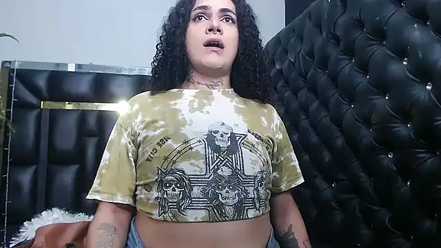 Snapshot of aleja_mistress_ chatting on 7, 1, 2026 aleja mistress online show from 7, 1, 2026