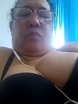 Snapshot of MilfPleasure chatting on 14, 12, 2025 MilfPleasure online show from 14, 12, 2025