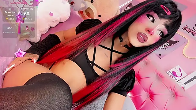 Cute Roxxy online show from 25, 4, 2026