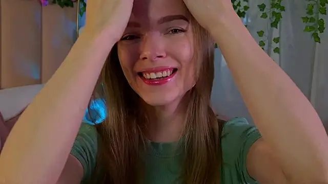 Eva Natsumi online show from 7, 12, 2024