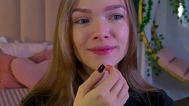 Eva Natsumi online show from 21, 12, 2024