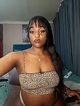 Queen-Chocolate online show from 18, 9, 2025