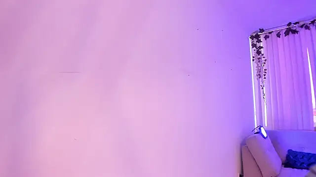 Bella ev online show from 14, 9, 2025