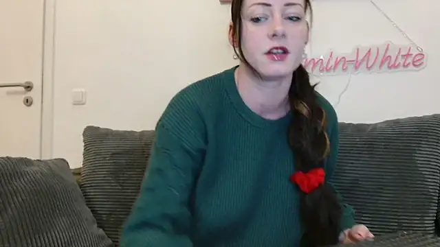 Jasmin-White online show from 19, 4, 2026