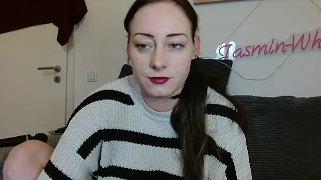 Jasmin-White online show from 29, 4, 2026