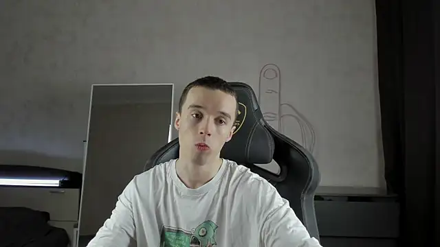 MasonWarholl online show from 9, 1, 2025