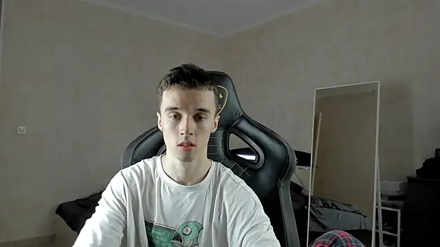 MasonWarholl online show from 4, 3, 2025