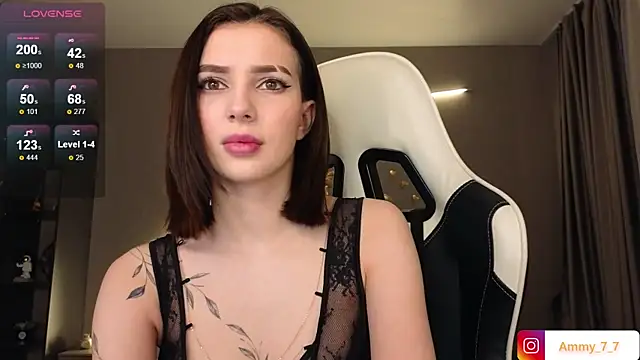 Snapshot of ammy_cummy chatting on 14, 10, 2025 ammy cummy online show from 14, 10, 2025