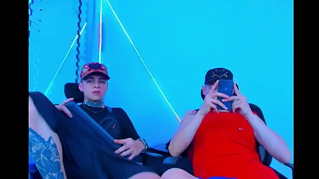 Snapshot of HOT_boy2025 chatting on 12, 9, 2025 HOT boy2025 online show from 12, 9, 2025