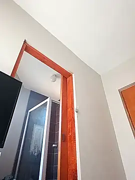 Mayo01  online show from 16, 10, 2025