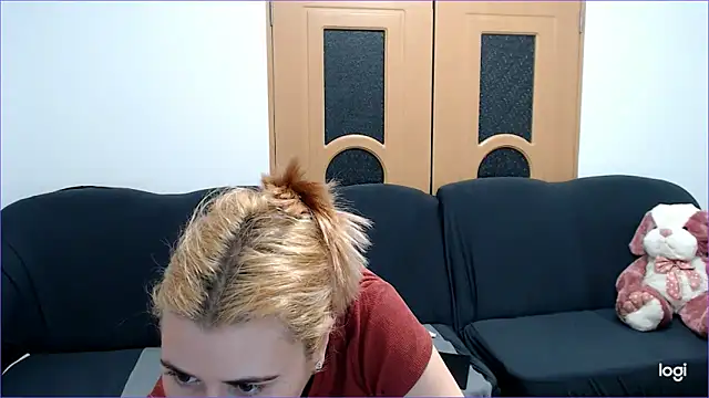 VioletaFlower7 online show from 17, 2, 2025