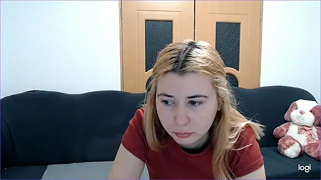 VioletaFlower7 online show from 4, 3, 2025