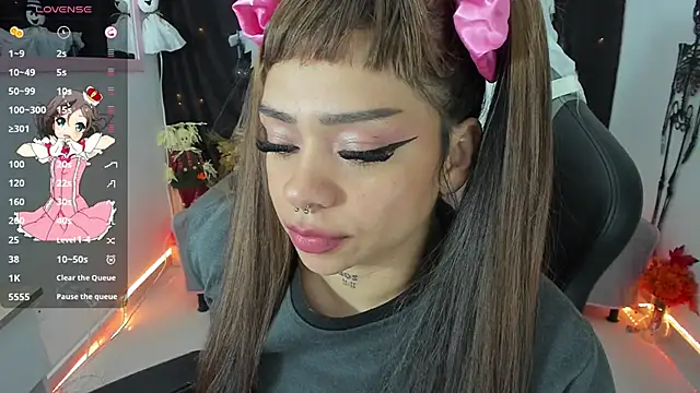 zoesullivan online show from 17, 10, 2025