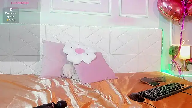 OraLarson online show from 17, 3, 2025