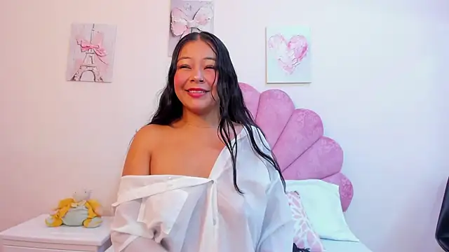 Snapshot of MilaaAdams chatting on 4, 6, 2026 MilaaAdams online show from 4, 6, 2026
