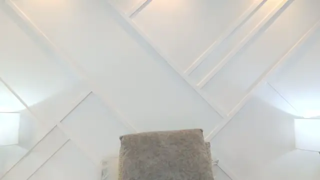 Juliabadlee online show from 24, 7, 2026