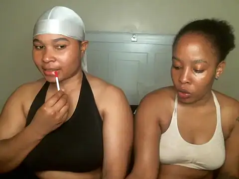 R-thequeen online show from 9, 9, 2025