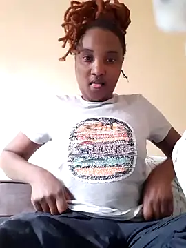 StacyGee24 online show from 13, 1, 2025