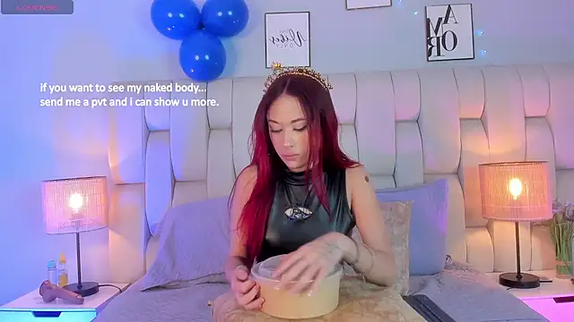 SkinnyFoxy online show from 28, 7, 2026