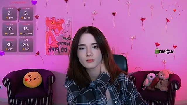 liana kisses online show from 20, 4, 2026