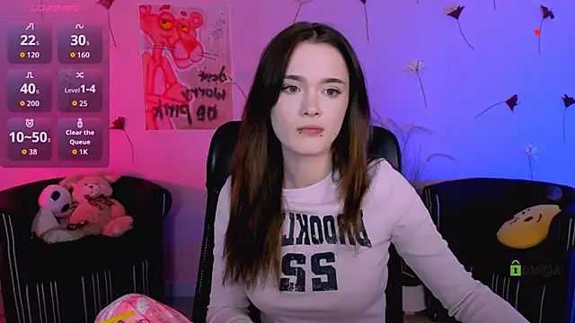 liana kisses online show from 3, 6, 2026
