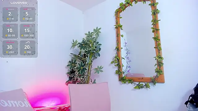 BarbaraKnox  online show from 8, 10, 2025