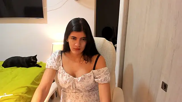 misstoya online show from 1, 10, 2025