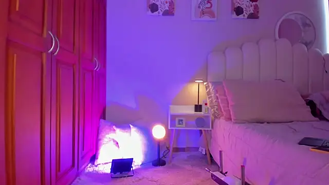 martinaaricci online show from 23, 2, 2026