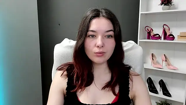 Snapshot of Meagn_Extasy chatting on 28, 4, 2026 Meagn Extasy online show from 28, 4, 2026