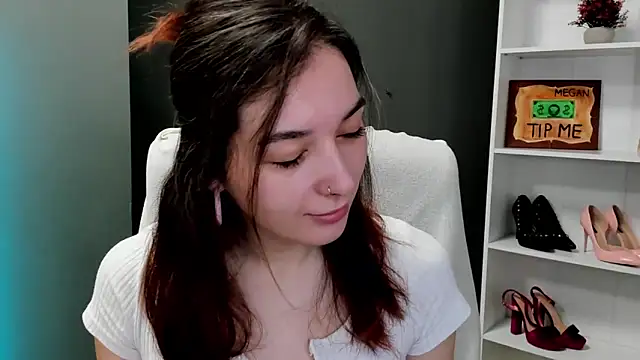 Snapshot of Meagn_Extasy chatting on 29, 5, 2026 Meagn Extasy online show from 29, 5, 2026