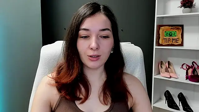 Snapshot of Meagn_Extasy chatting on 5, 6, 2026 Meagn Extasy online show from 5, 6, 2026