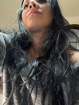 AndreaValencia online show from 25, 6, 2026