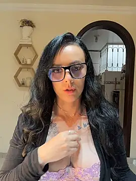 AndreaValencia online show from 2, 7, 2026