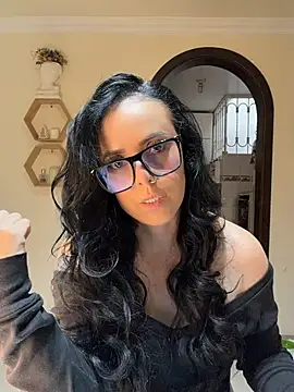 AndreaValencia online show from 14, 7, 2026
