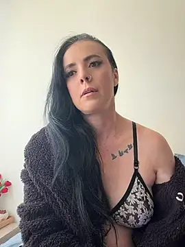 AndreaValencia online show from 25, 7, 2026