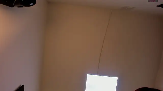 selene red  online show from 4, 10, 2025