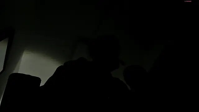 selene red  online show from 17, 11, 2025