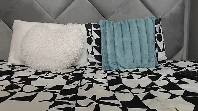 Snapshot of LOYAL_SASHA chatting on 13, 3, 2025 LOYAL SASHA online show from 13, 3, 2025