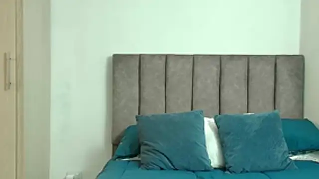 Snapshot of karina_lewis_ chatting on 5, 6, 2026 karina lewis online show from 5, 6, 2026