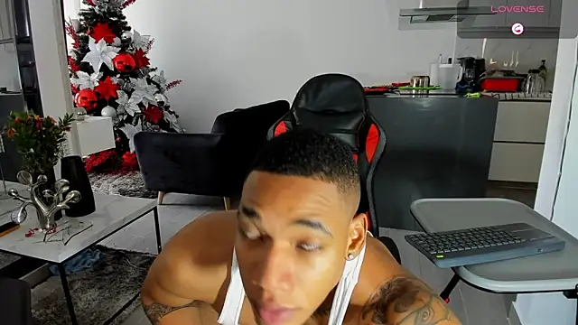 TROYWESLY- online show from 6, 1, 2025