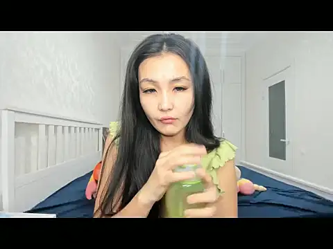 Snapshot of Missykitty01 chatting on 16, 12, 2025 Missykitty01 online show from 16, 12, 2025