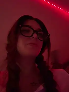 Snapshot of 18petitewhitegirl chatting on 17, 1, 2025 18petitewhitegirl online show from 17, 1, 2025