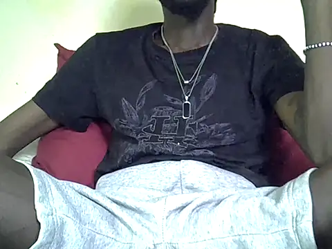 Snapshot of Delicious-D chatting on 17, 5, 2026 Delicious-D online show from 17, 5, 2026