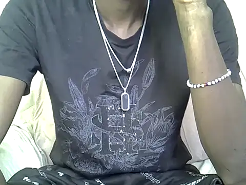 Snapshot of Delicious-D chatting on 17, 6, 2026 Delicious-D online show from 17, 6, 2026