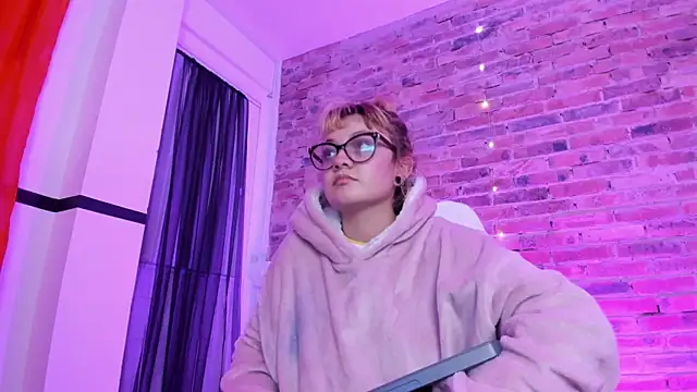 Sweet Namii online show from 16, 1, 2025