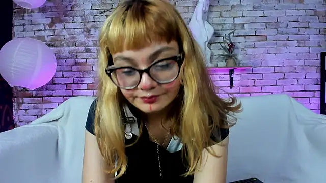 Sweet Namii online show from 21, 1, 2025