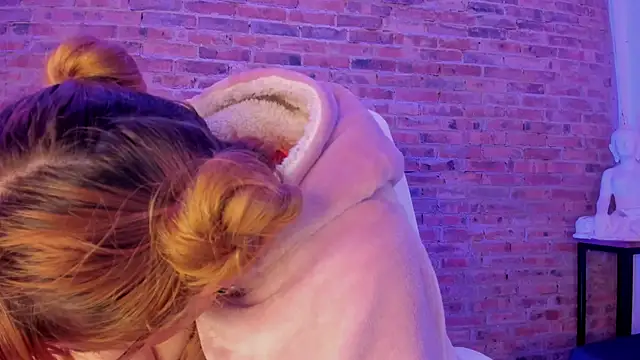 Sweet Namii online show from 28, 1, 2025