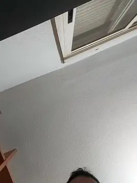 skrigul12 online show from 3, 1, 2025