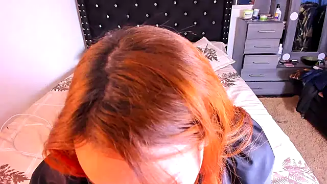 valerie luxe  online show from 23, 12, 2024