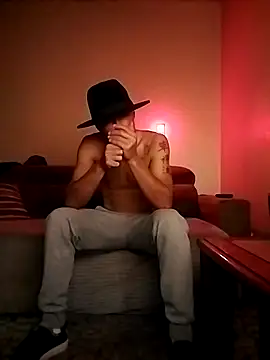 CrestedNotch online show from 28, 4, 2026